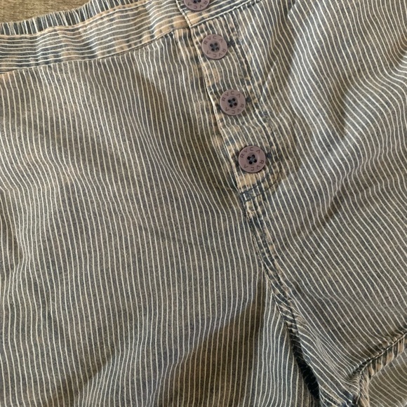 Blue and White Bleached Shorts - Picture 2 of 4